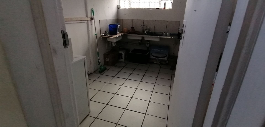 Commercial Property for Sale in Richmond Hill Eastern Cape